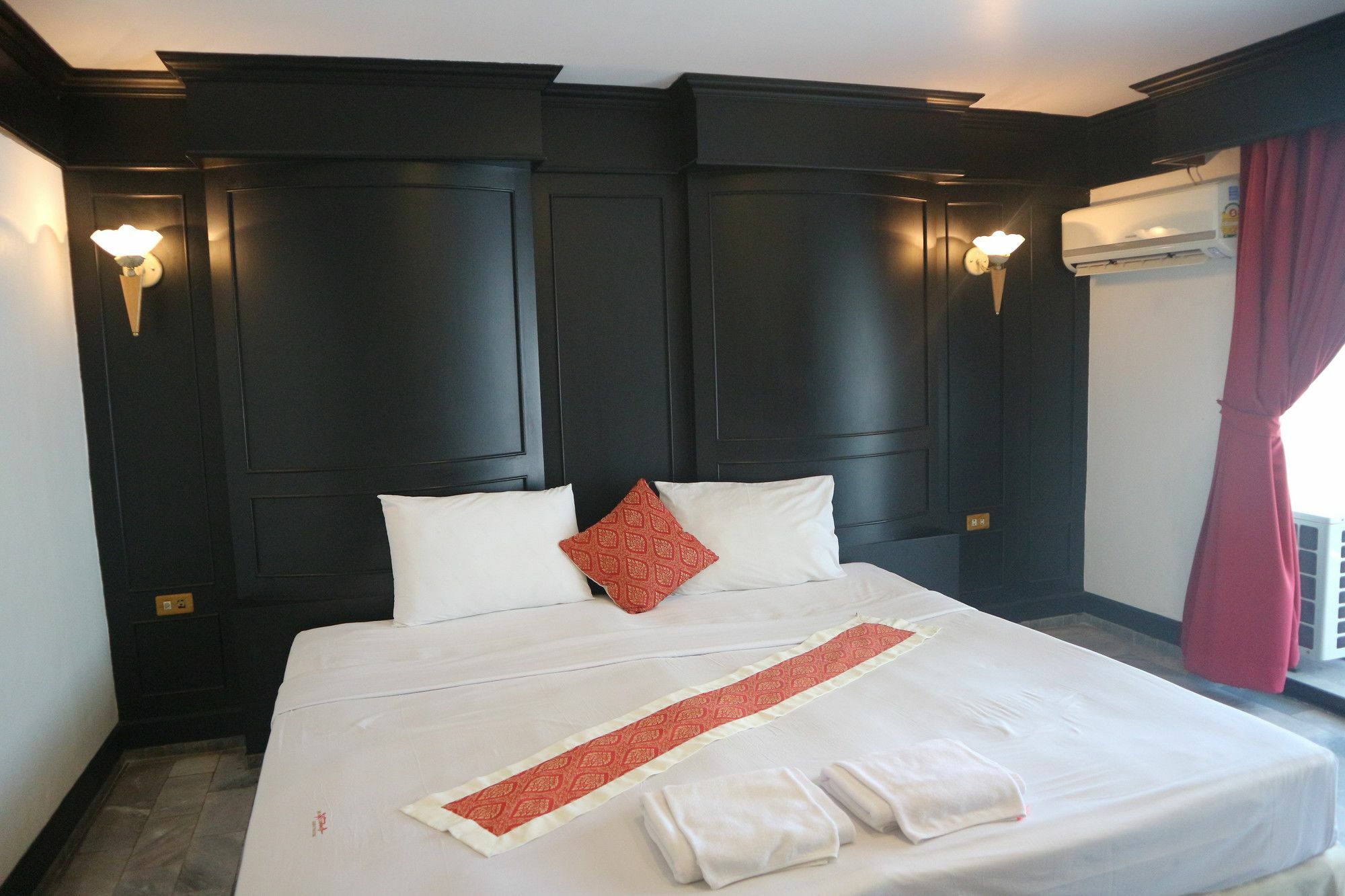 Patong Holiday Dream Hotel Extérieur photo